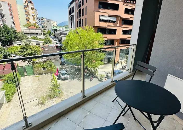 アパート Escape - & Office 3 *