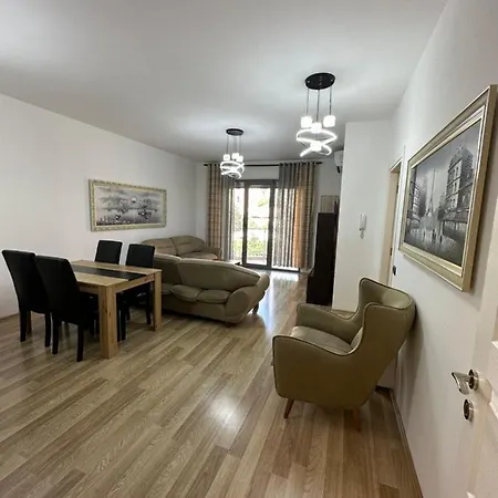 Apartment 2bd Lake Escape - *