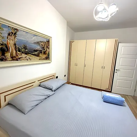 Apartment 2bd Lake Escape - *