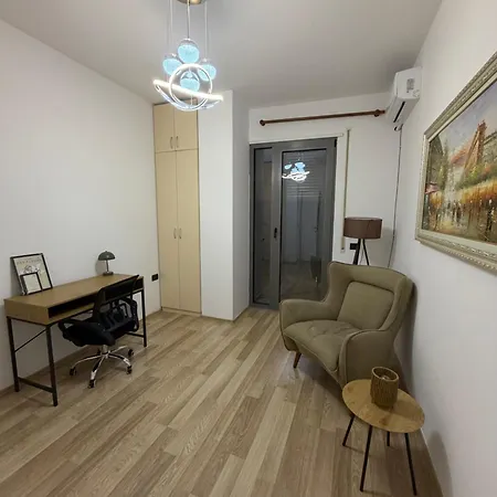 Escape - & Office 3 *