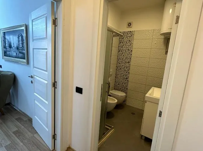 Escape - & Office 3 地拉那